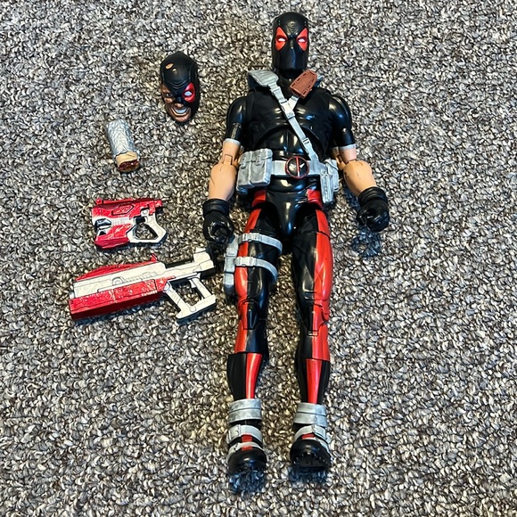 Marvel Legends Series Agent of Weapon X Deadpool 12-inch Figure